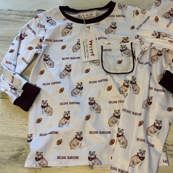 Bulldogs Sleep Set Size 6/7 NWT - Picture 2 of 6